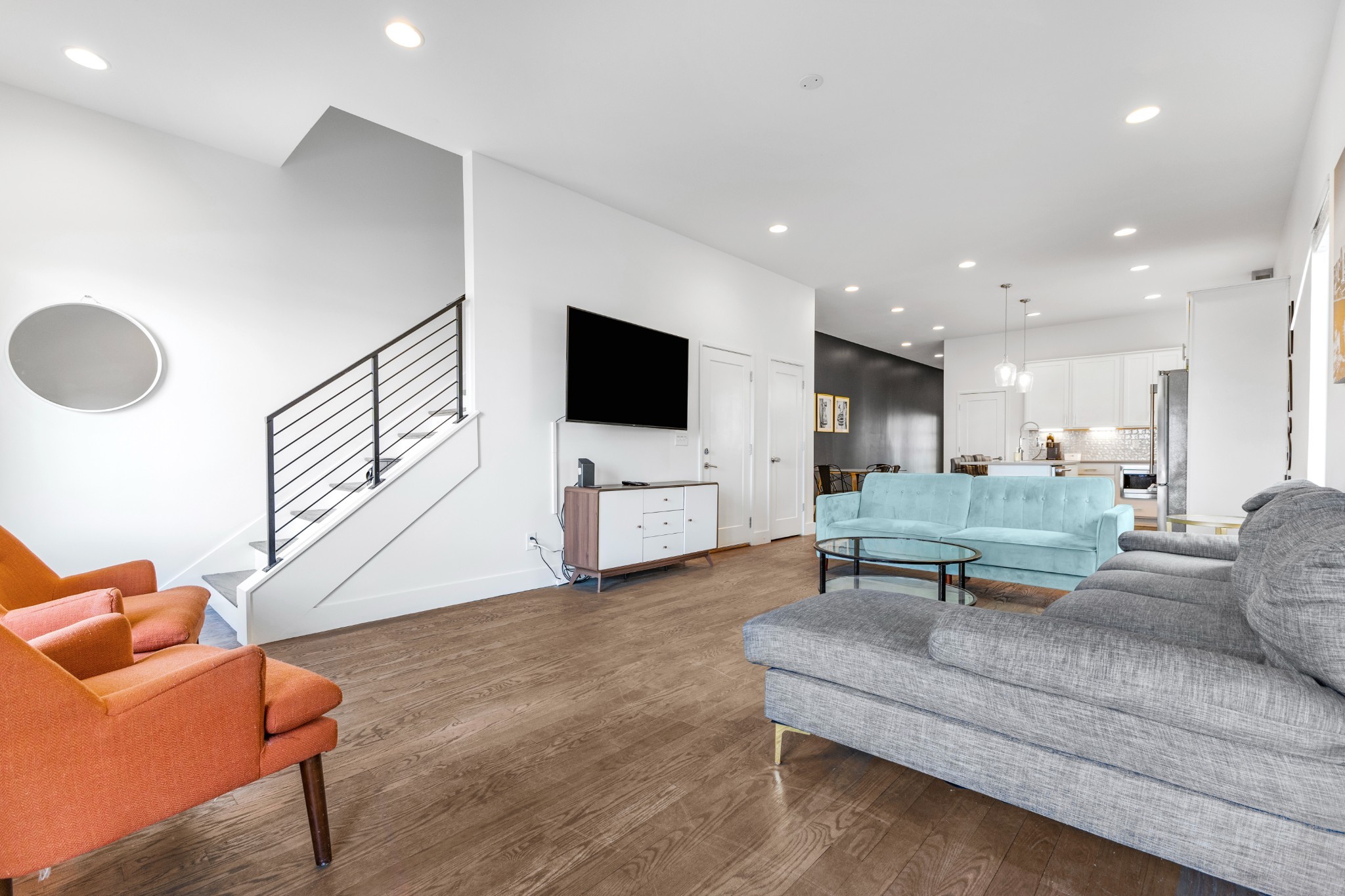 113B Elmhurst Ave