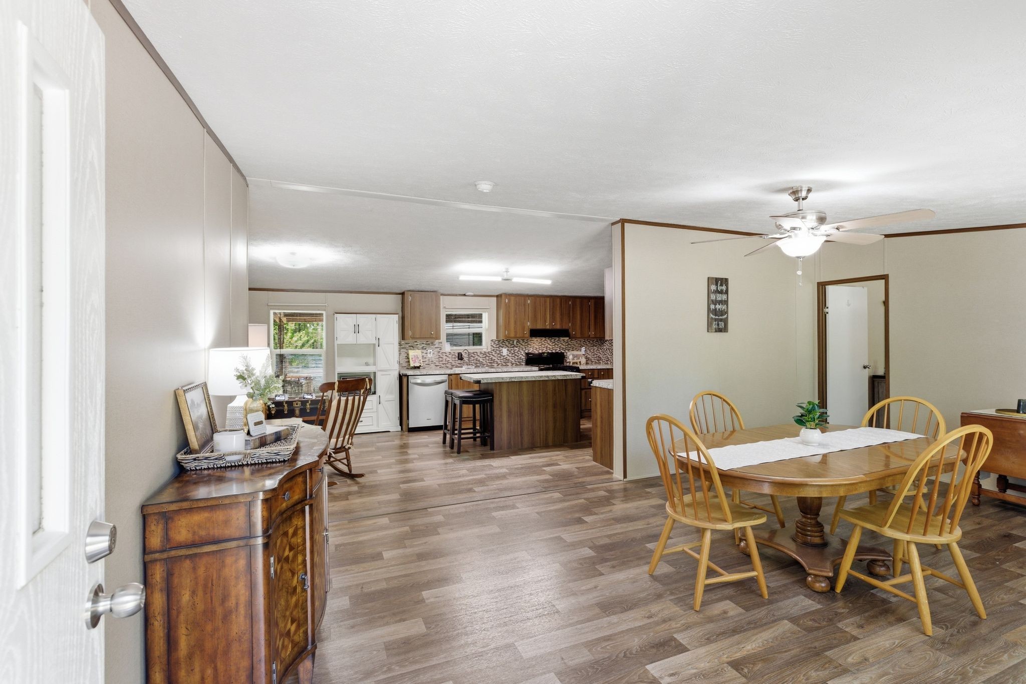 1156 Espy Rd