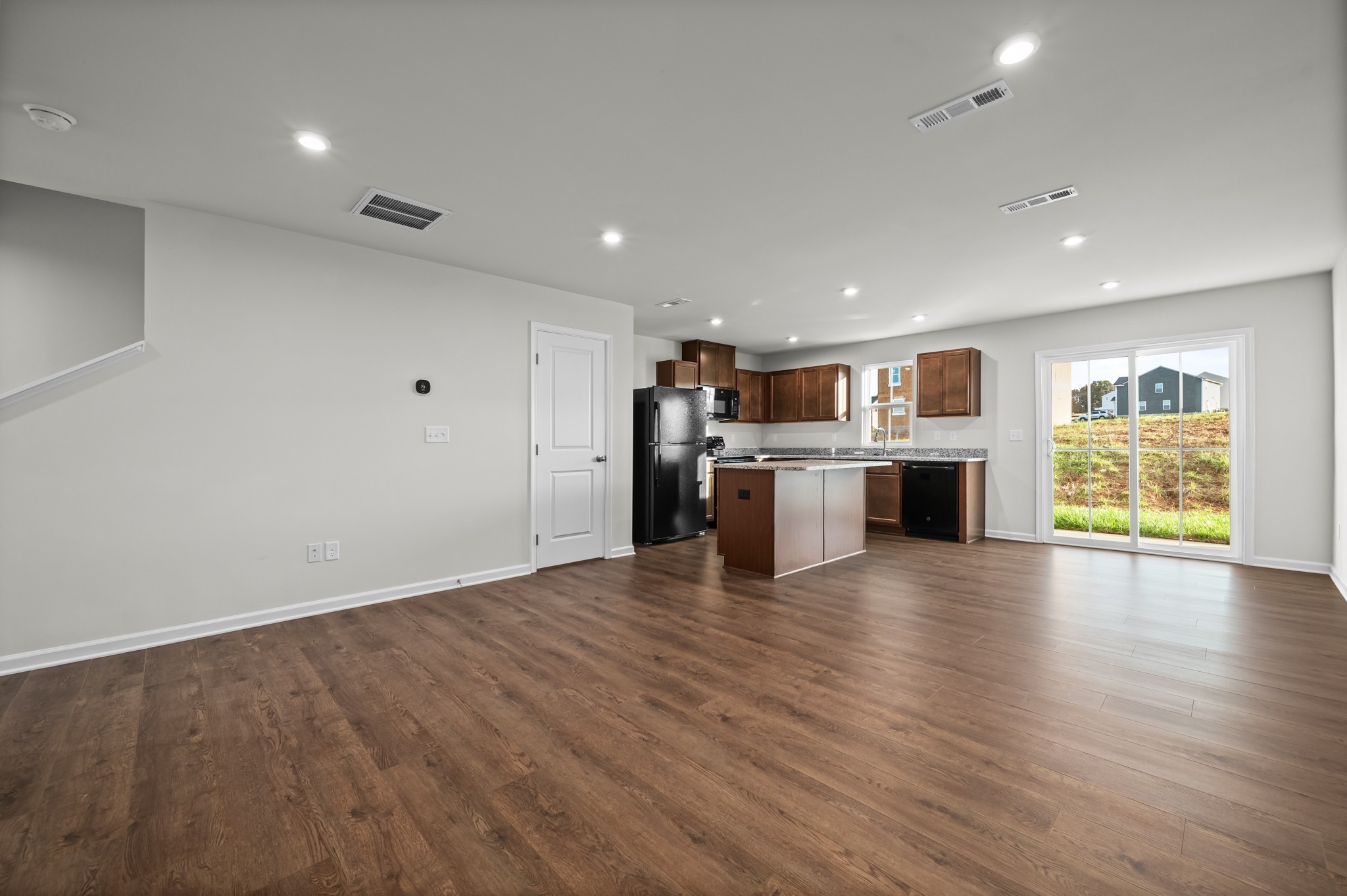 104E Bullpen Ct E
