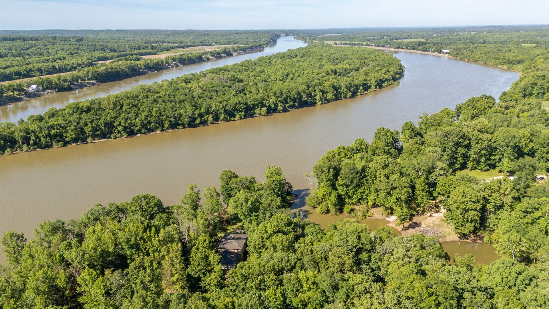 5 Island View Dr