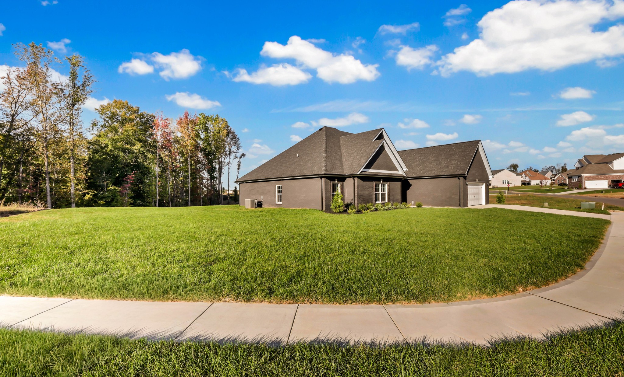 605 Lyndhurst Ct