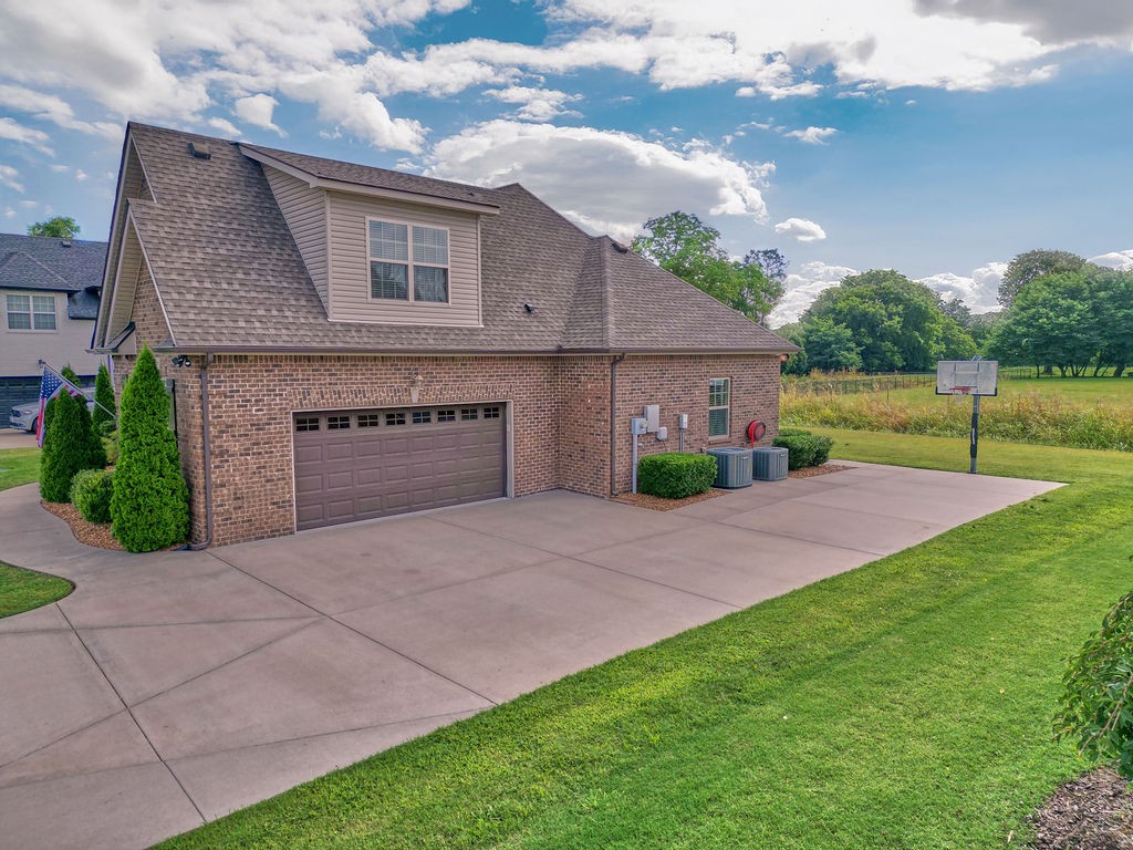 3419 Titus Lane