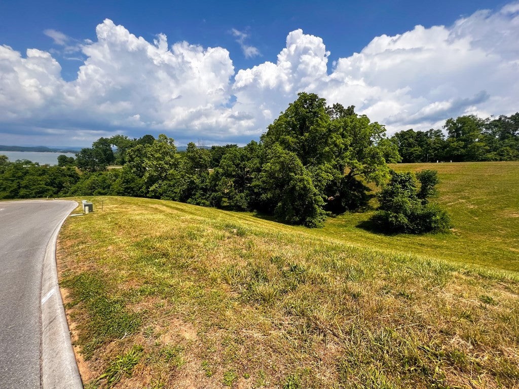 6377 Coves Edge Trl