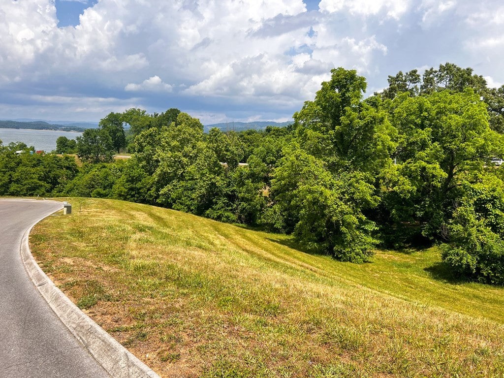 6377 Coves Edge Trl