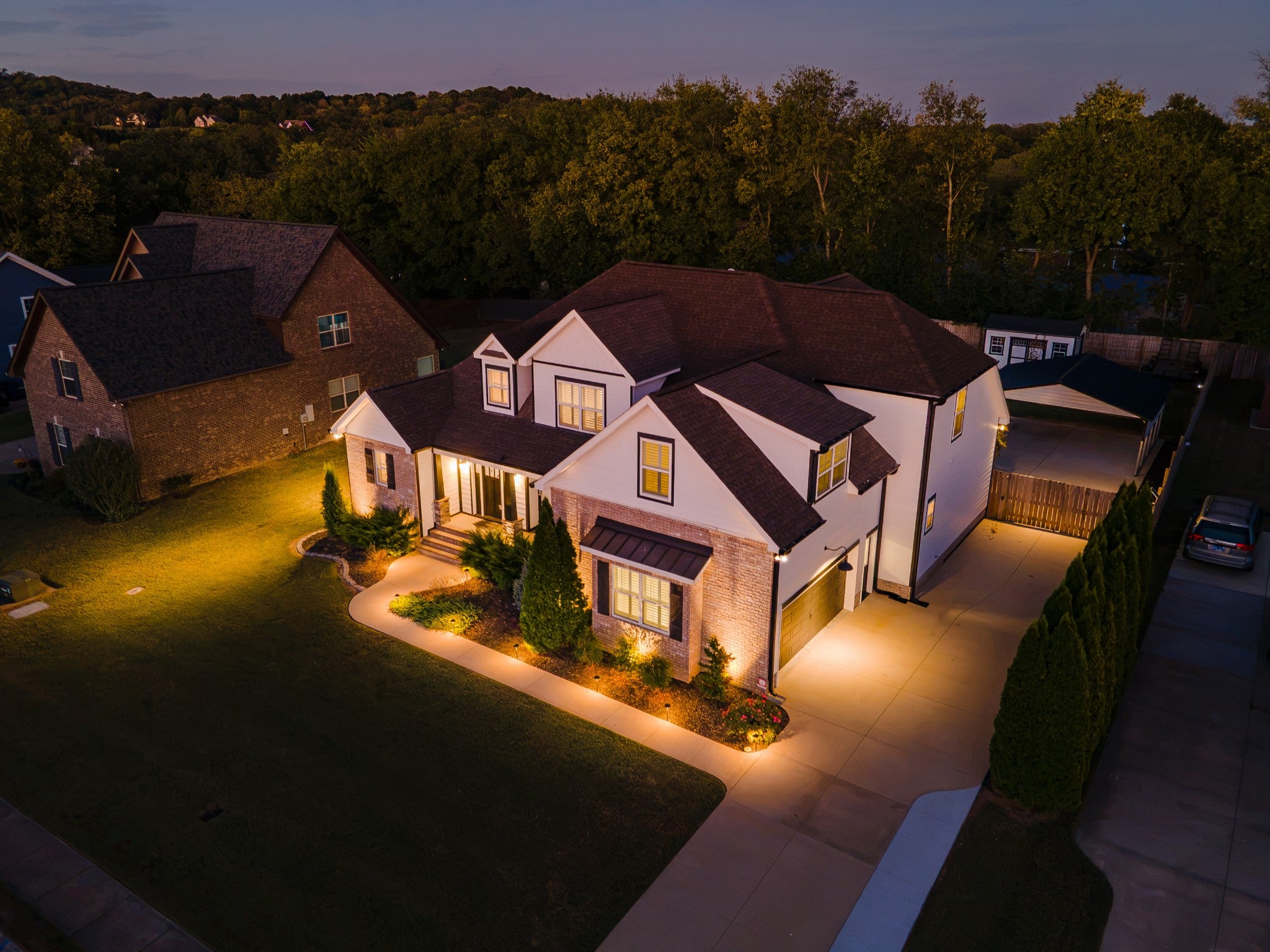 3238 Mecklenburg Dr