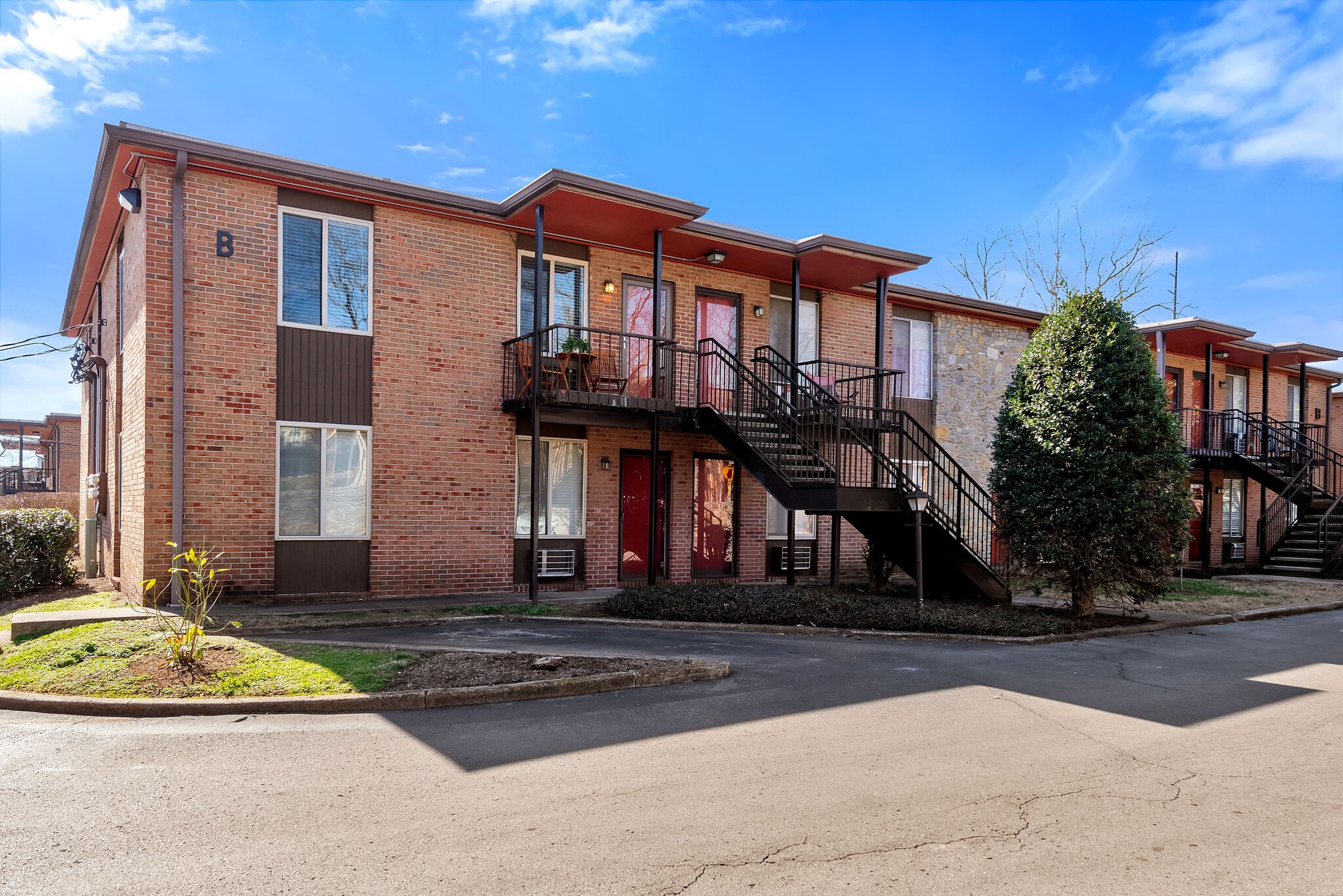 3600 Hillsboro Pike B9