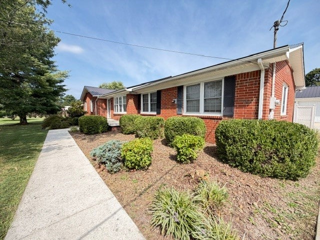 310 Woodland Dr