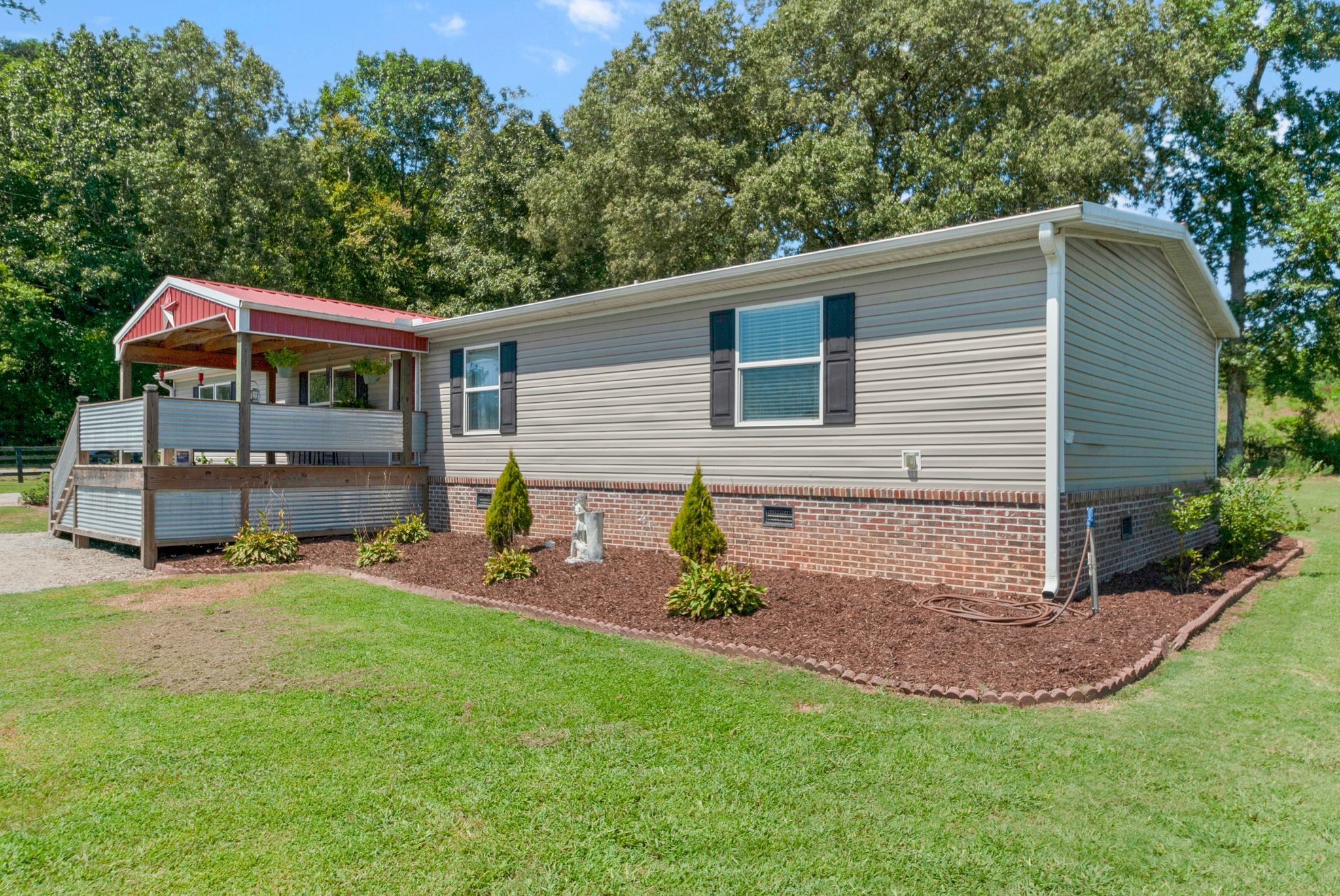 54 Shelton Rd