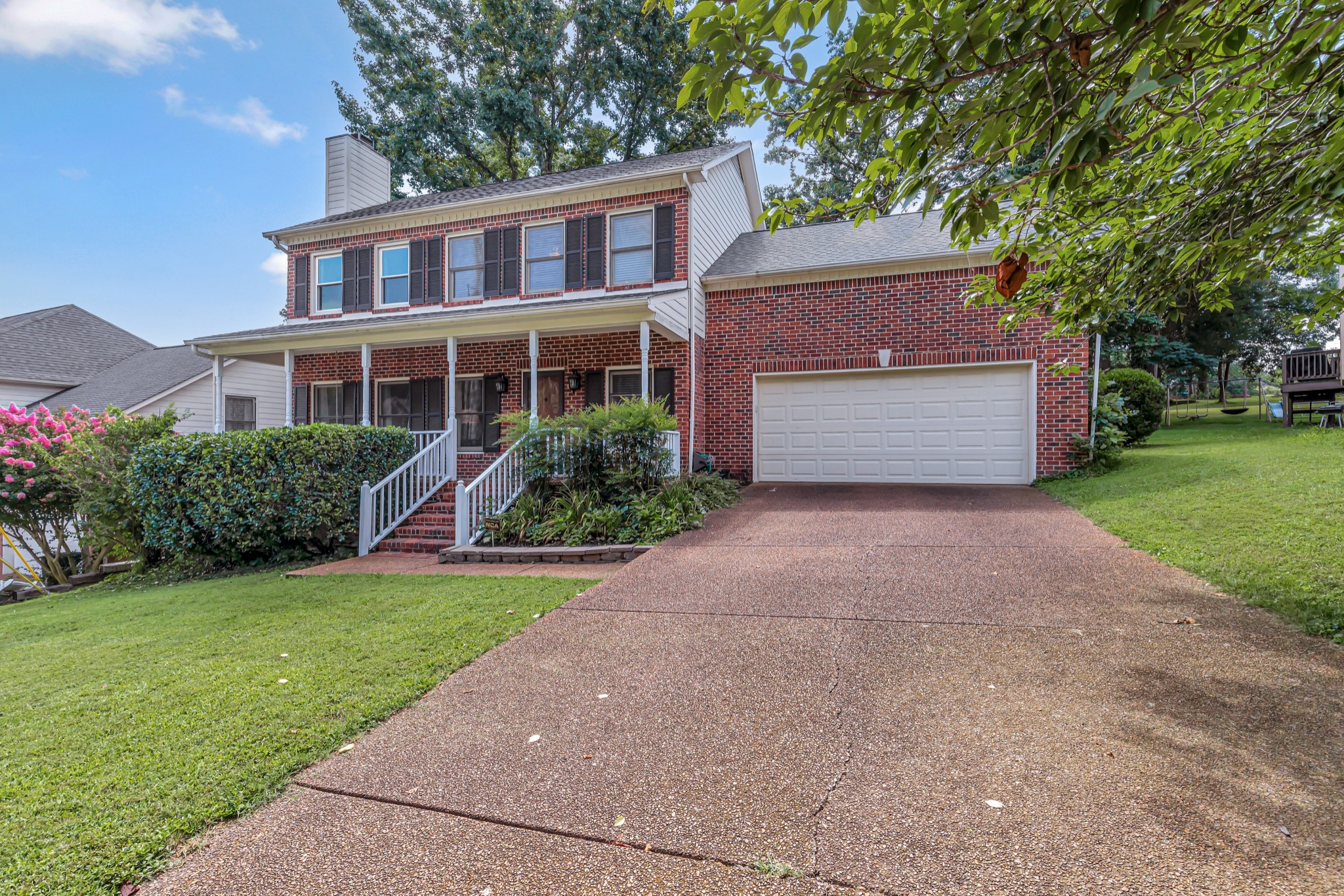 8432 Indian Hills Dr