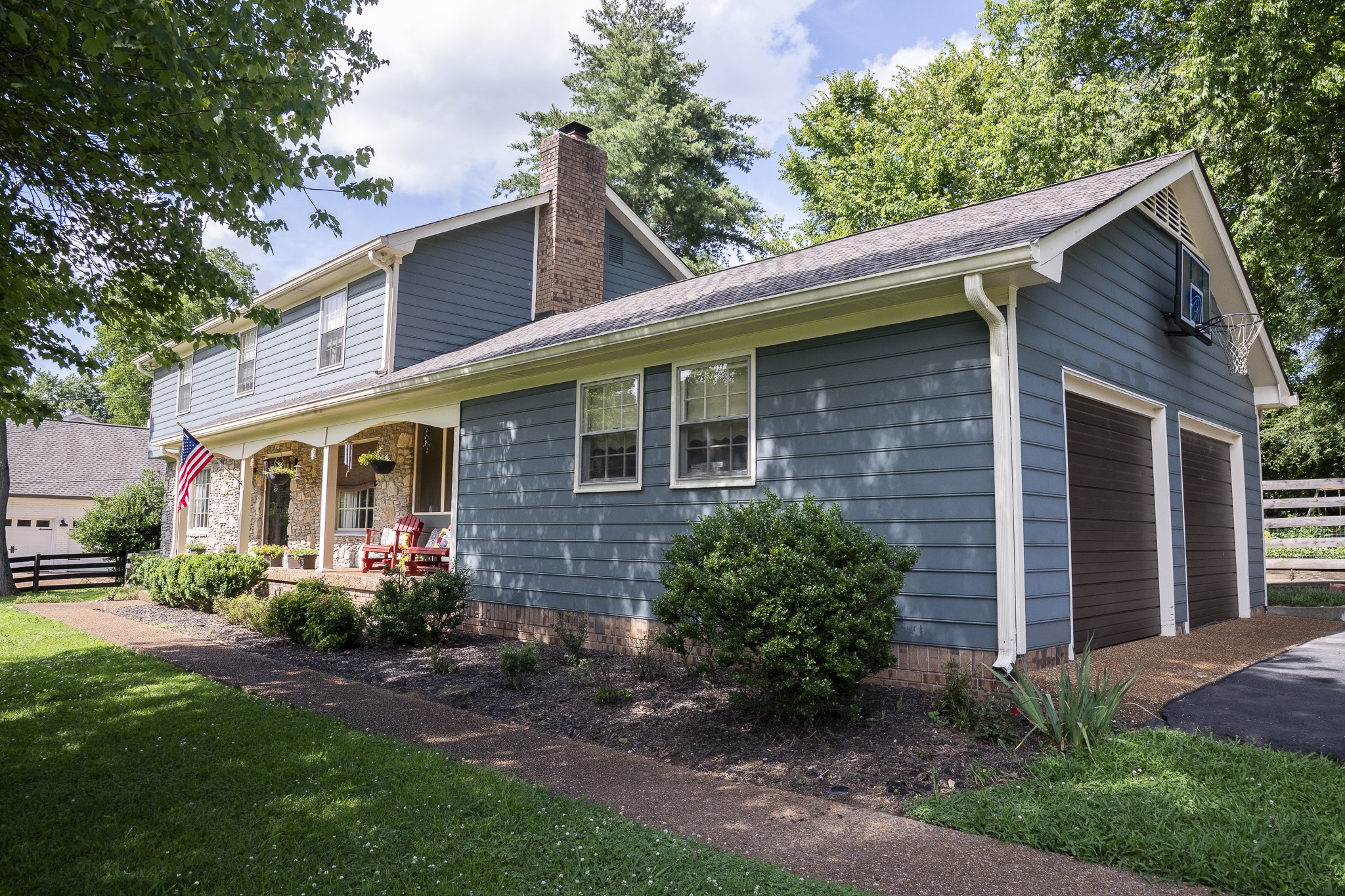178 Meadowlake Dr