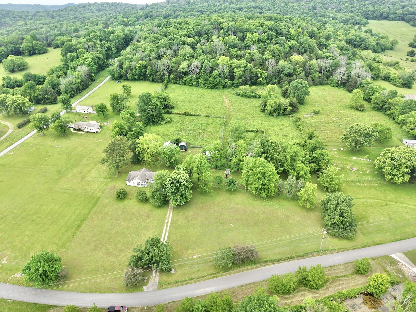 1595 Kennedy Creek Rd