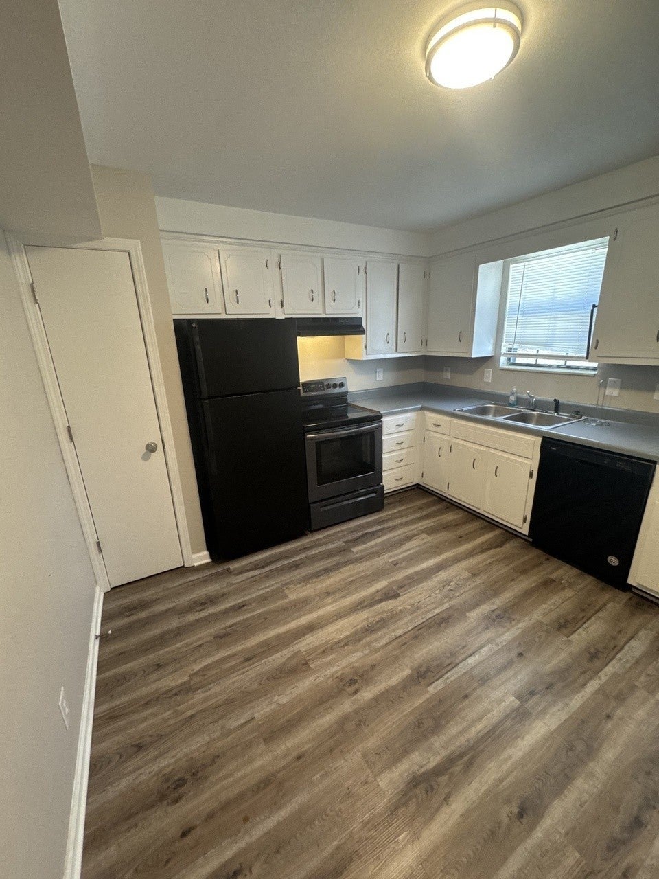 365 Peabody Dr 3