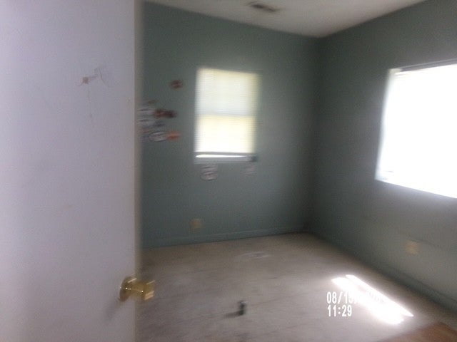 109 21st Ave W