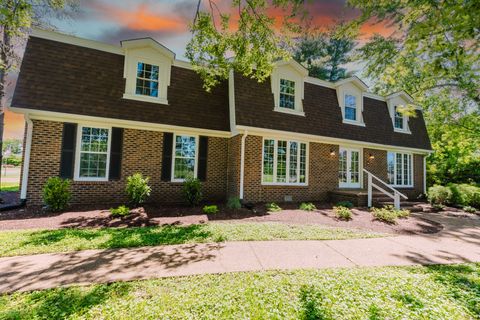 1405 SE Broad St Murfreesboro TN 37130