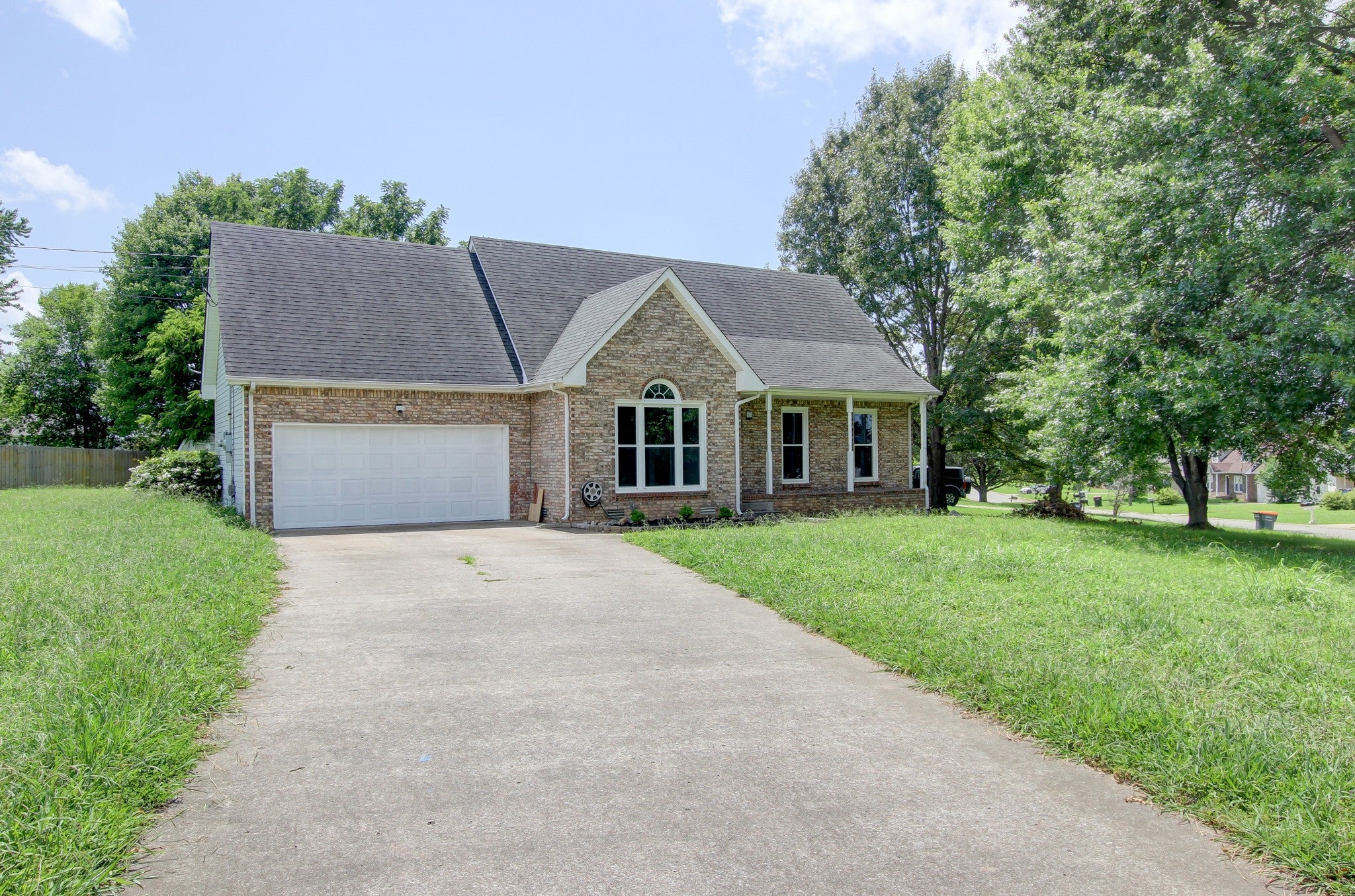 180 Kings Deer Dr