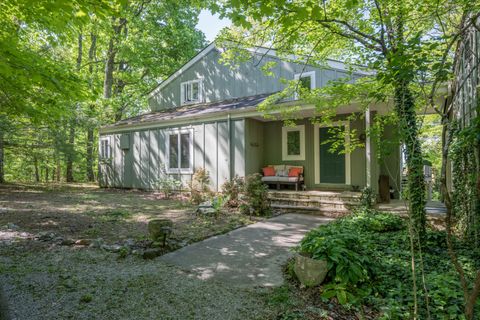 3442 Sherwood Rd Sewanee TN 37375