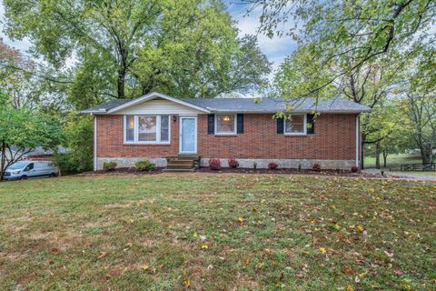 403 Rosehill Ct Goodlettsville TN 37072