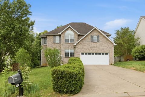 233 Briarcotes Cir La Vergne TN 37086