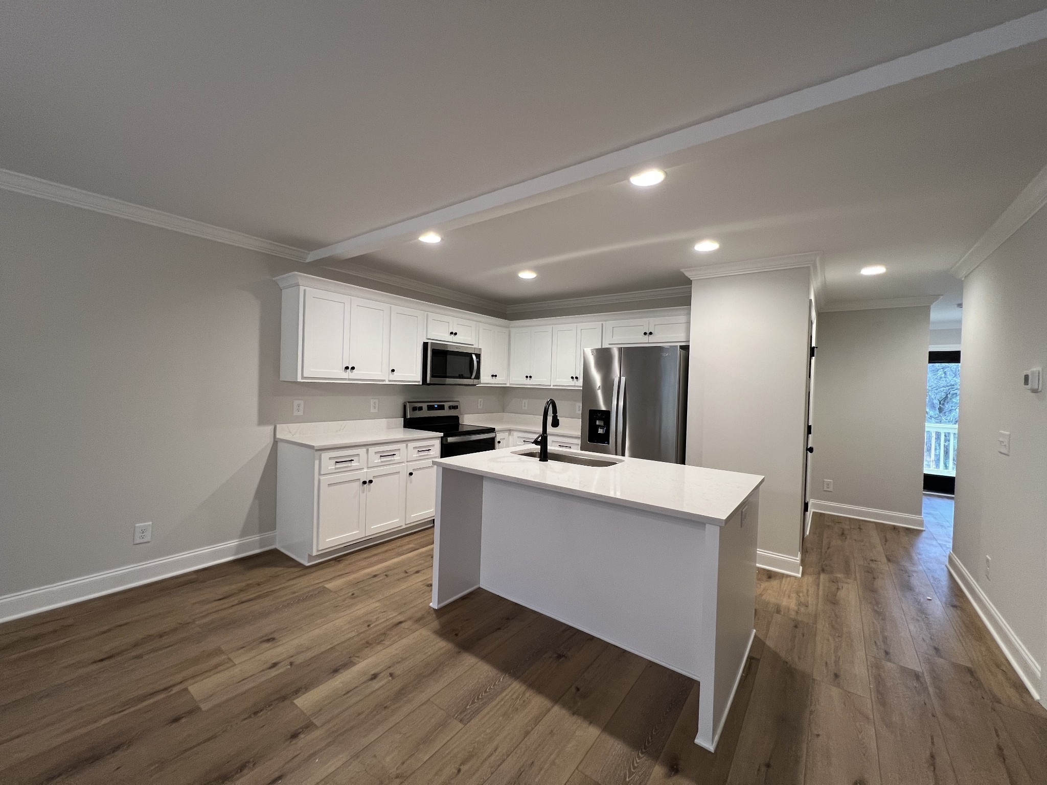 232 Twin Cove Dr