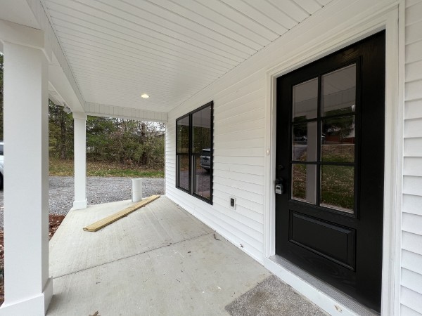 232 Twin Cove Dr