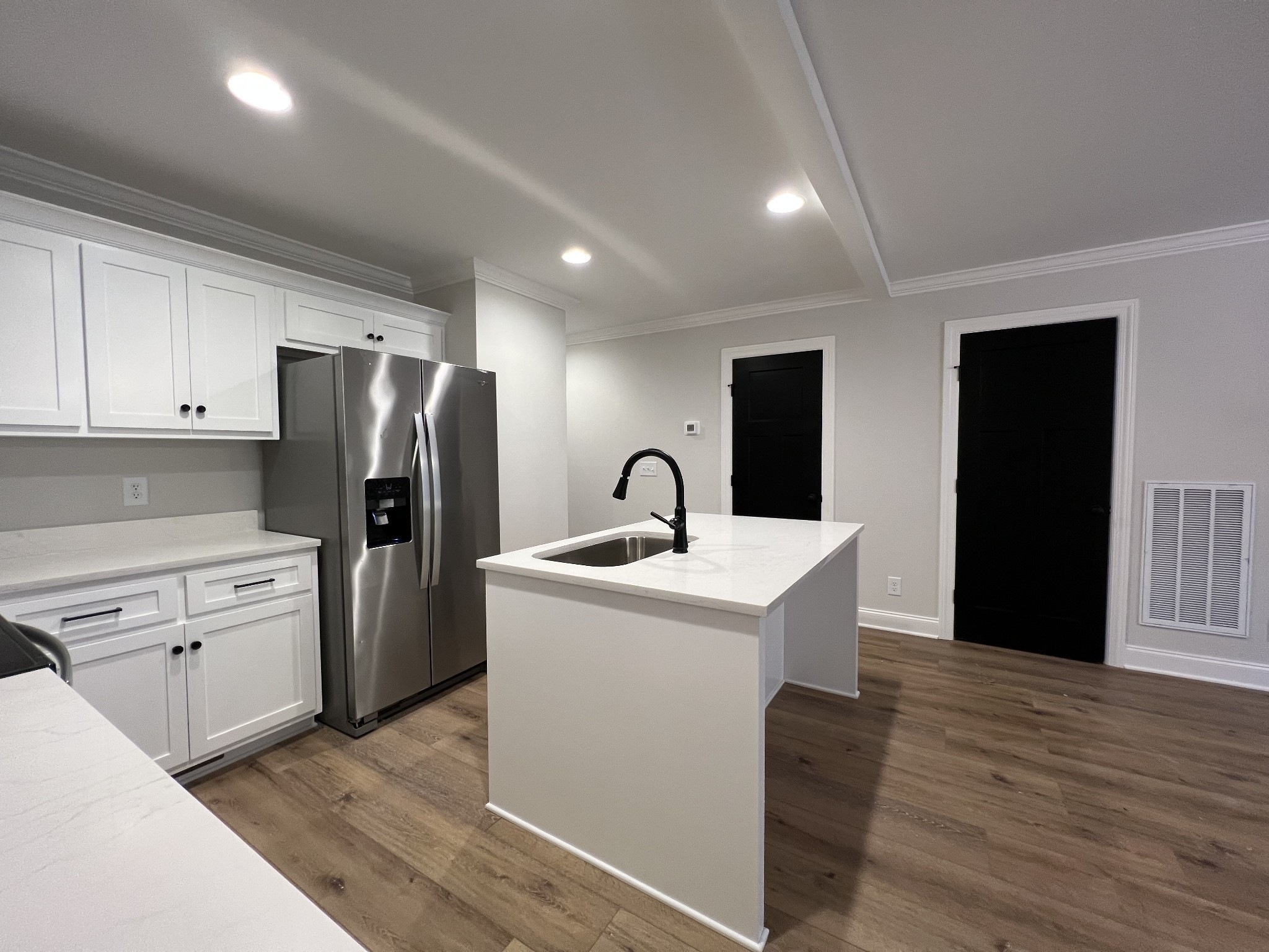 232 Twin Cove Dr