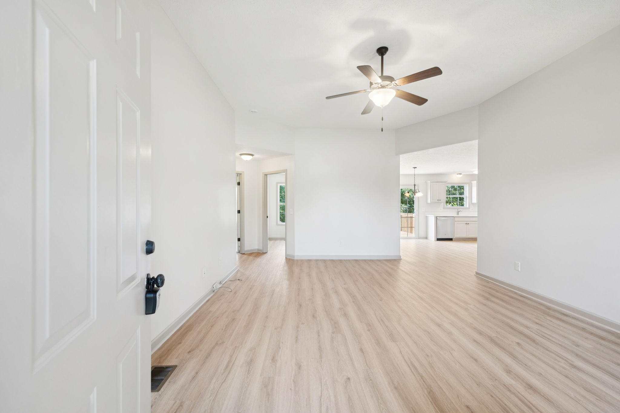 607 Berry Cir