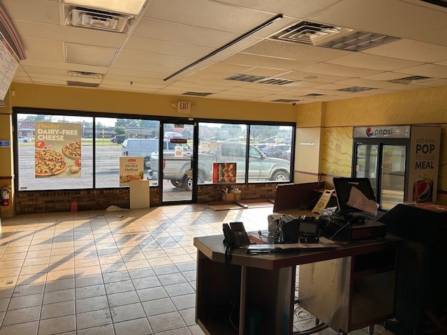 1571 FT CAMPBELL BLVD