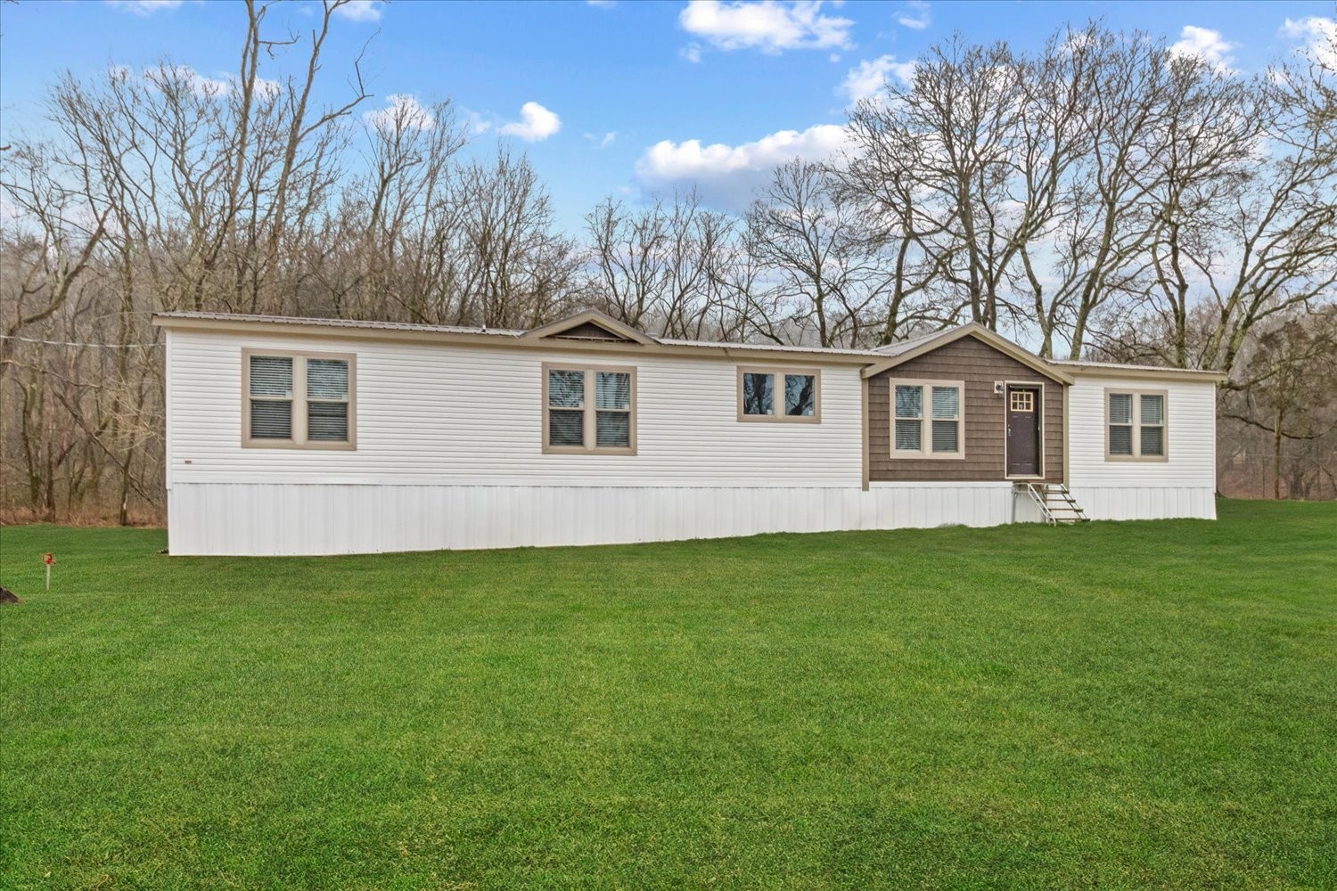 1189 Chicken Creek Rd