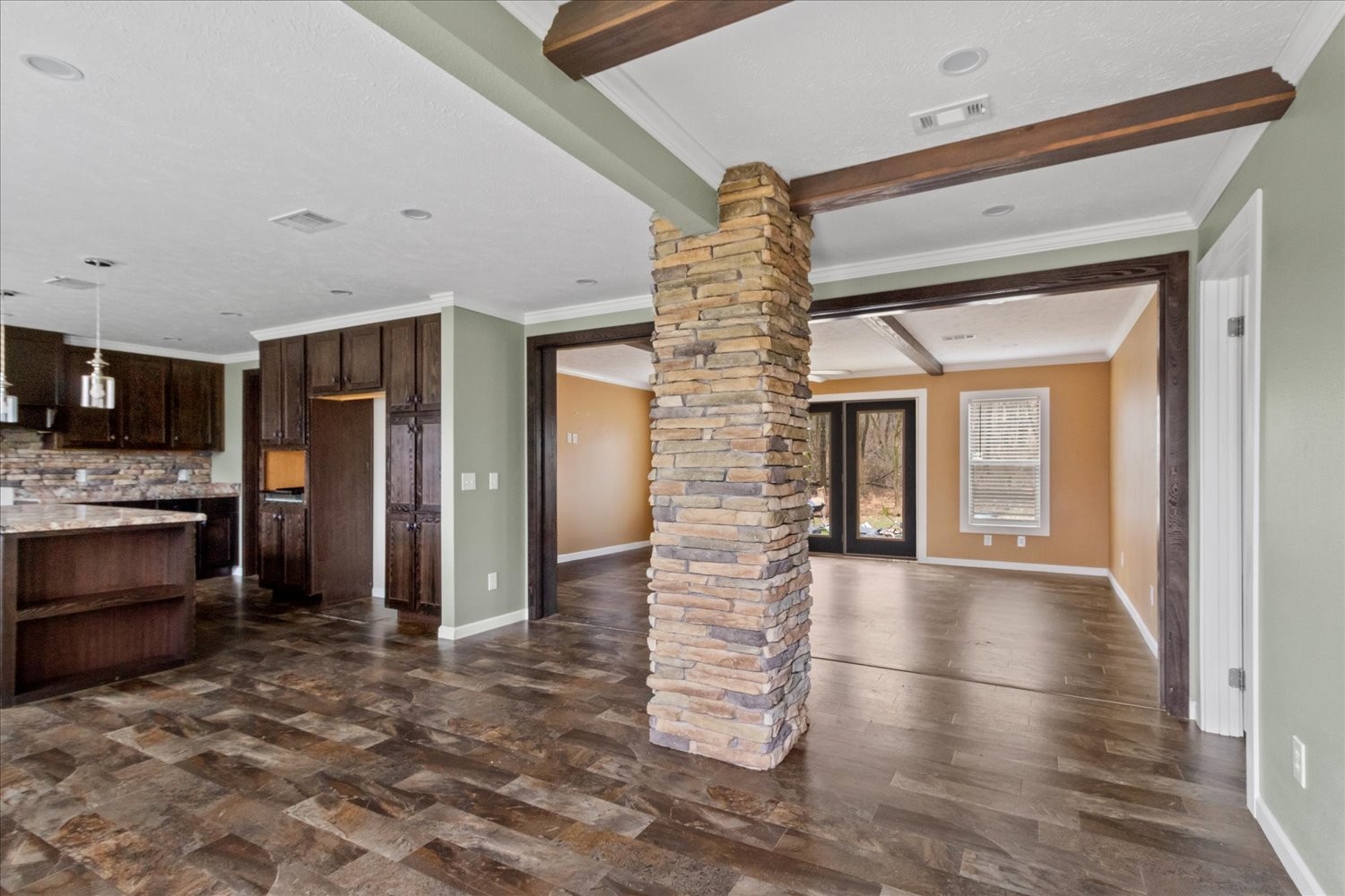 1189 Chicken Creek Rd