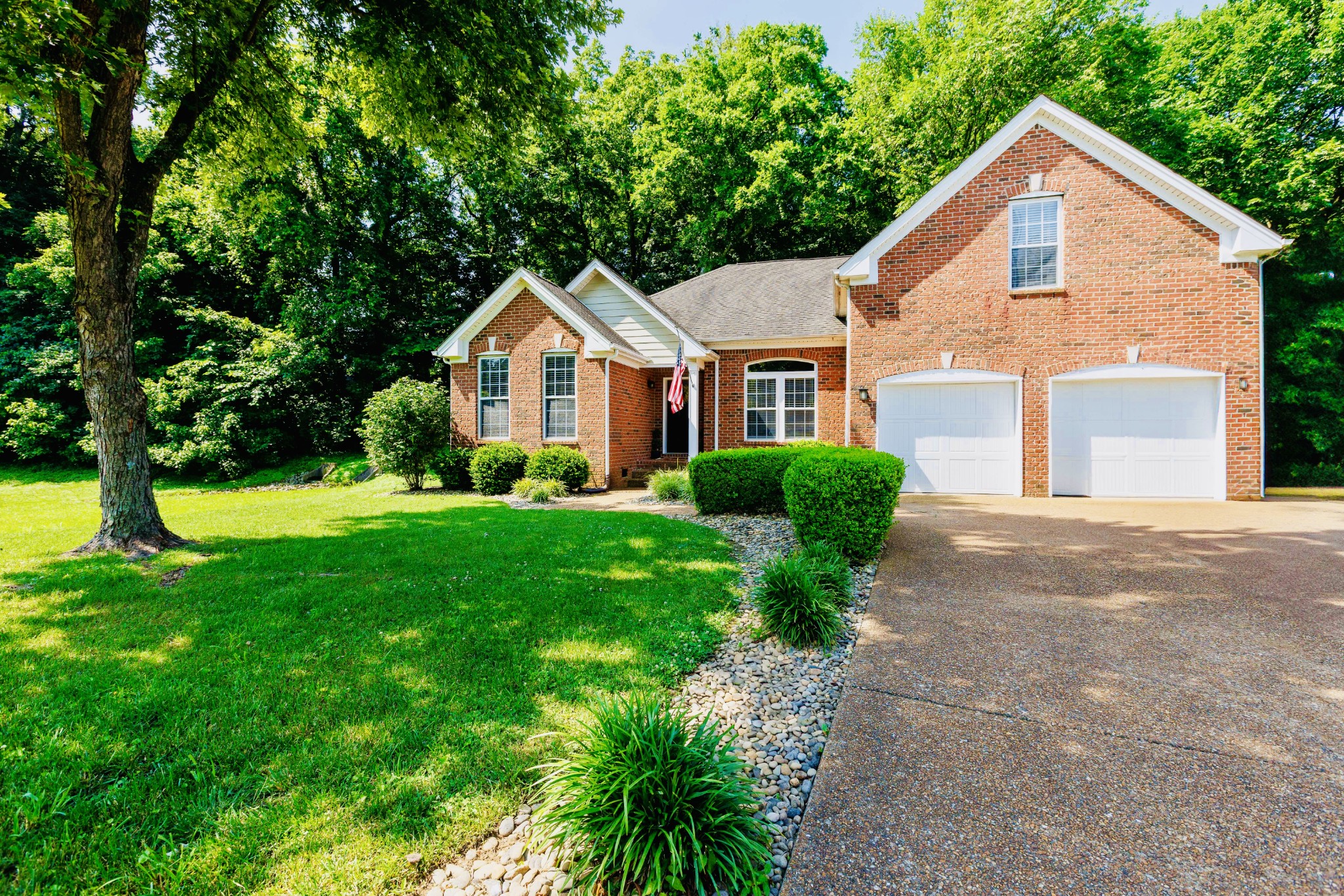 1214 Jennings Dr