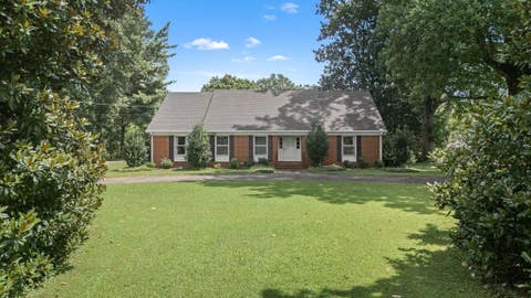 Photo of 327 Minerva Dr, Murfreesboro, TN 37130 (MLS # 3514257)