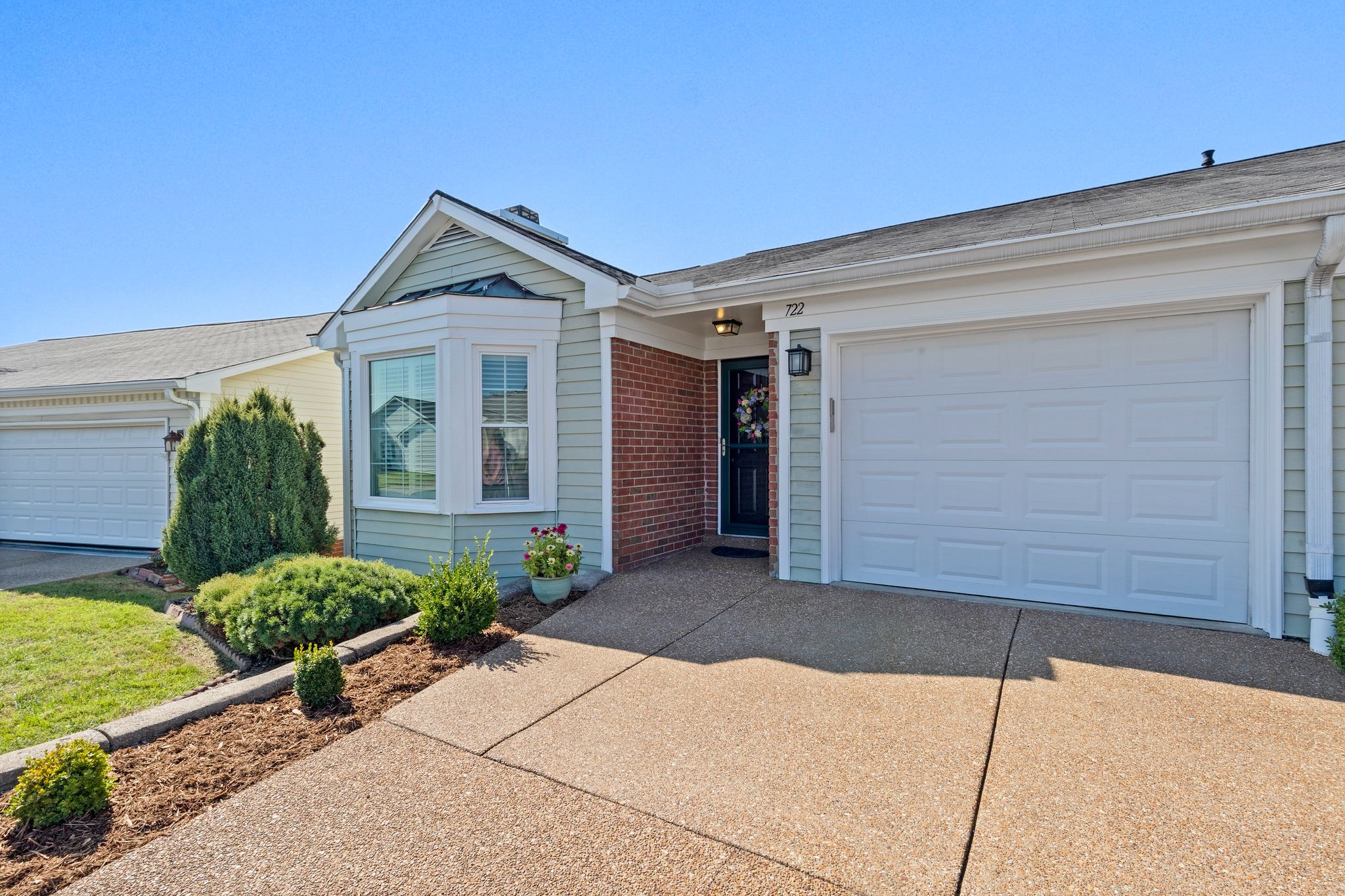 722 Mount Carmel Pl