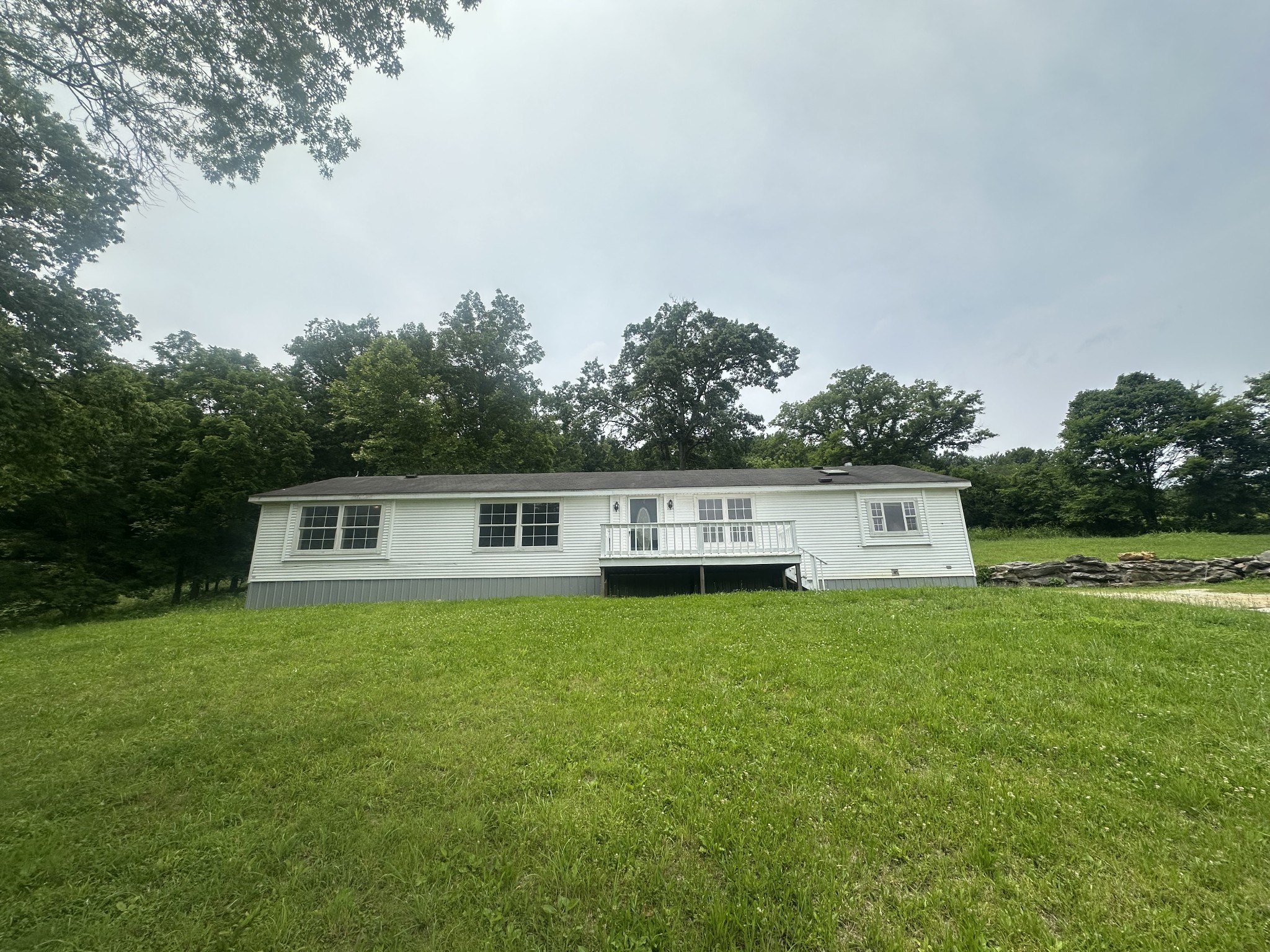 697 Club Springs Rd