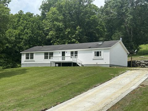 697 Club Springs Rd Buffalo Valley TN 38548