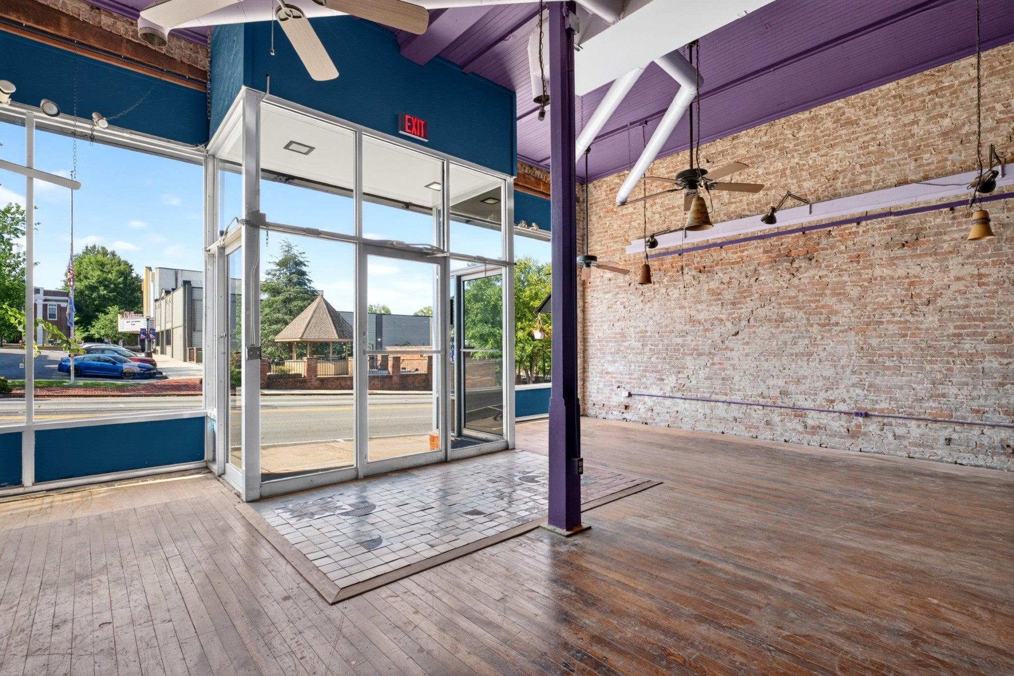 12 W Bockman Way