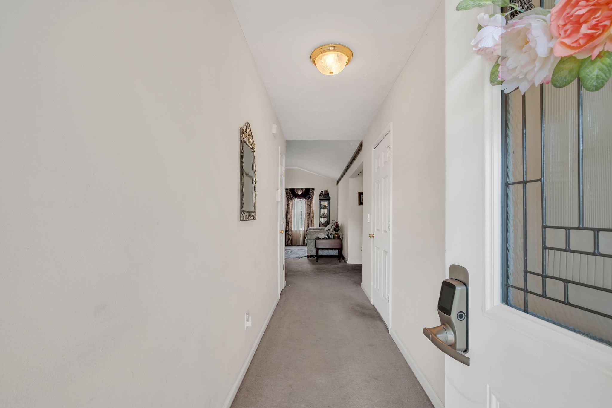 242 Lake Forest Dr