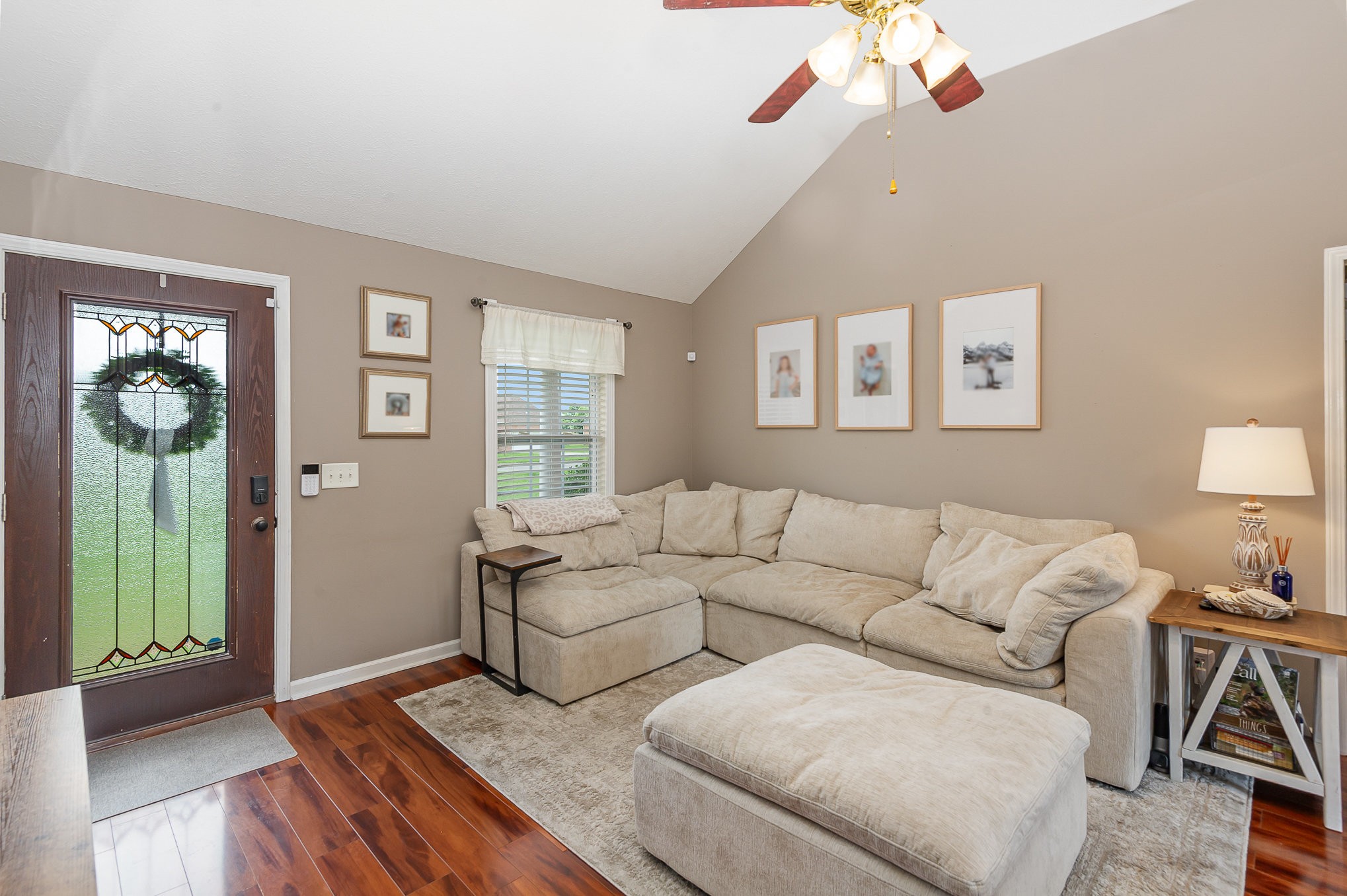105 Irish Oaks Dr