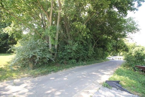 0 9 Th Clarksville TN 37040