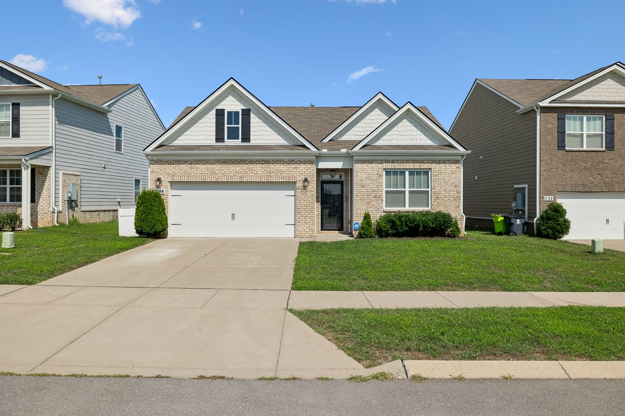 7098 Sunny Parks Dr