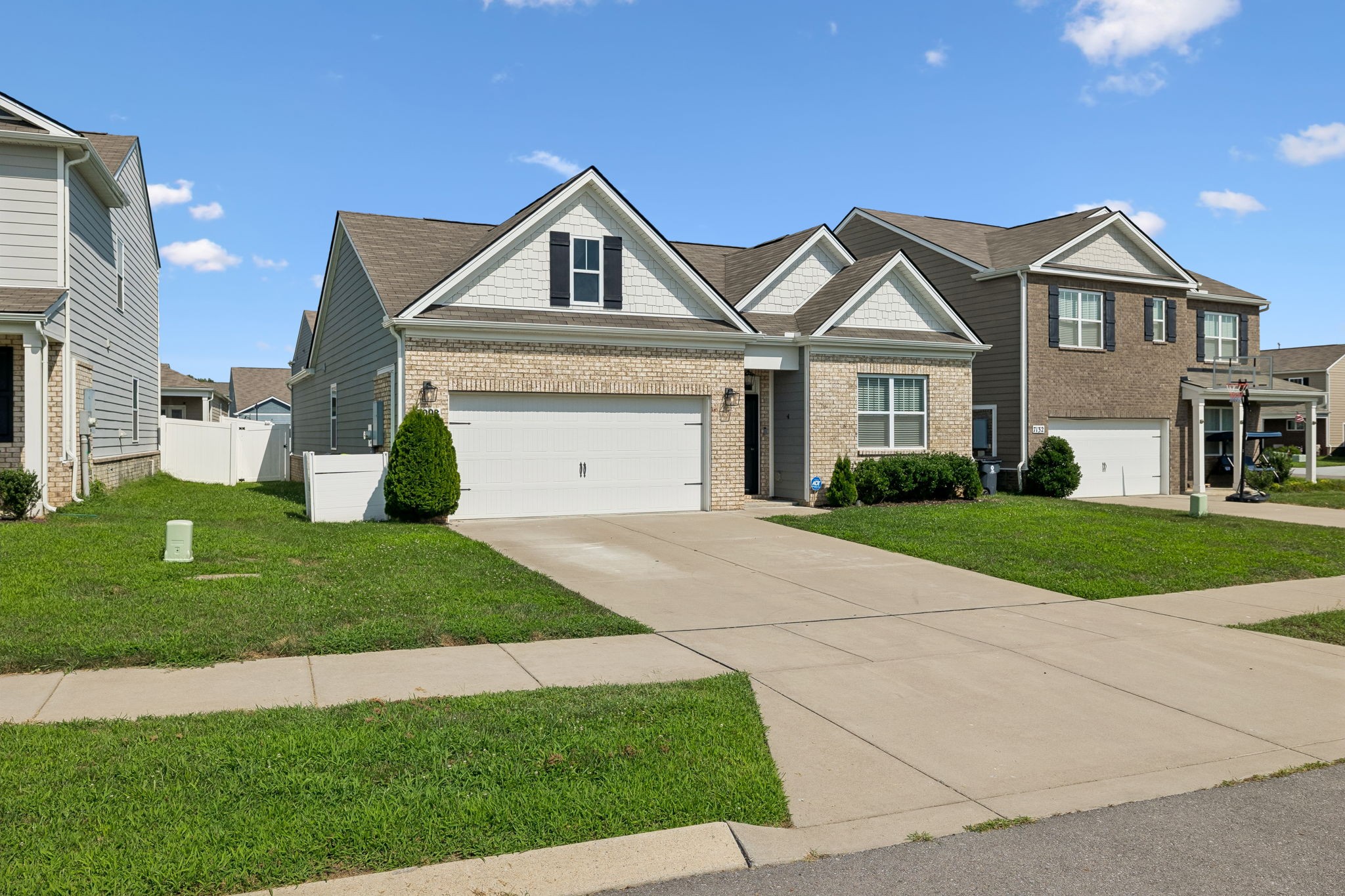 7098 Sunny Parks Dr
