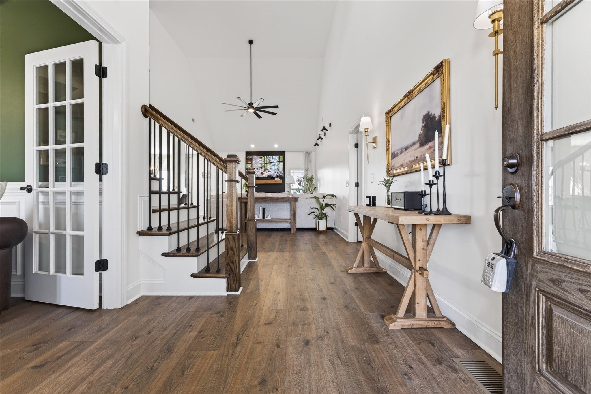 1141 Archibald Dr
