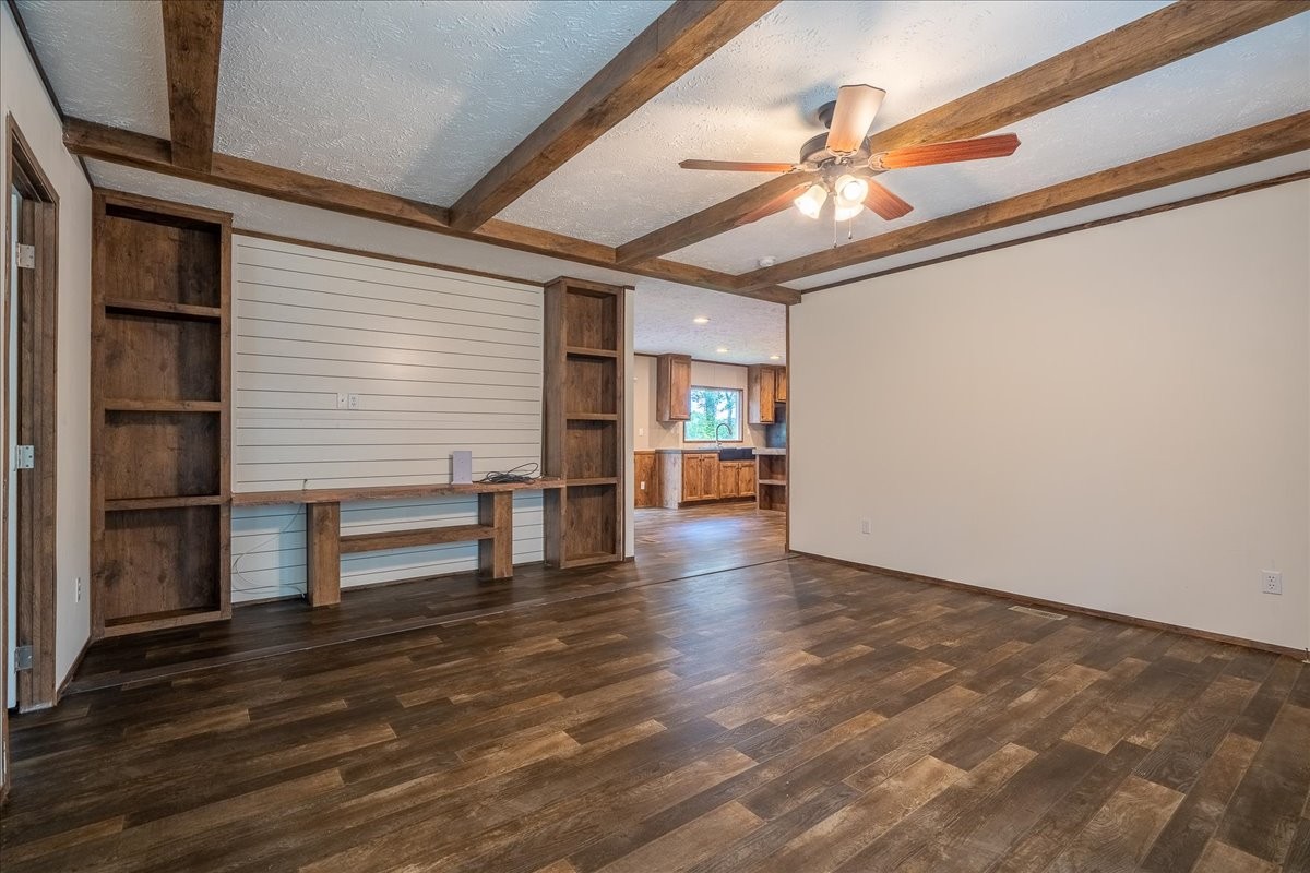 5077 Southpoint Ridge Rd