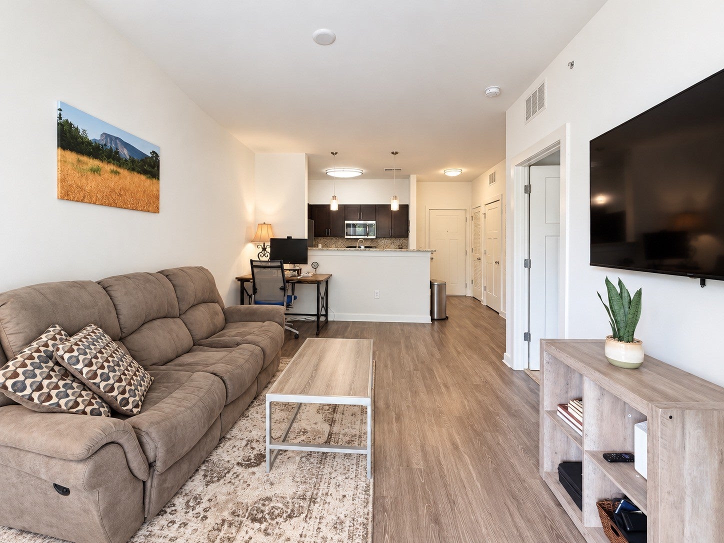 410 Rosedale Ave 303