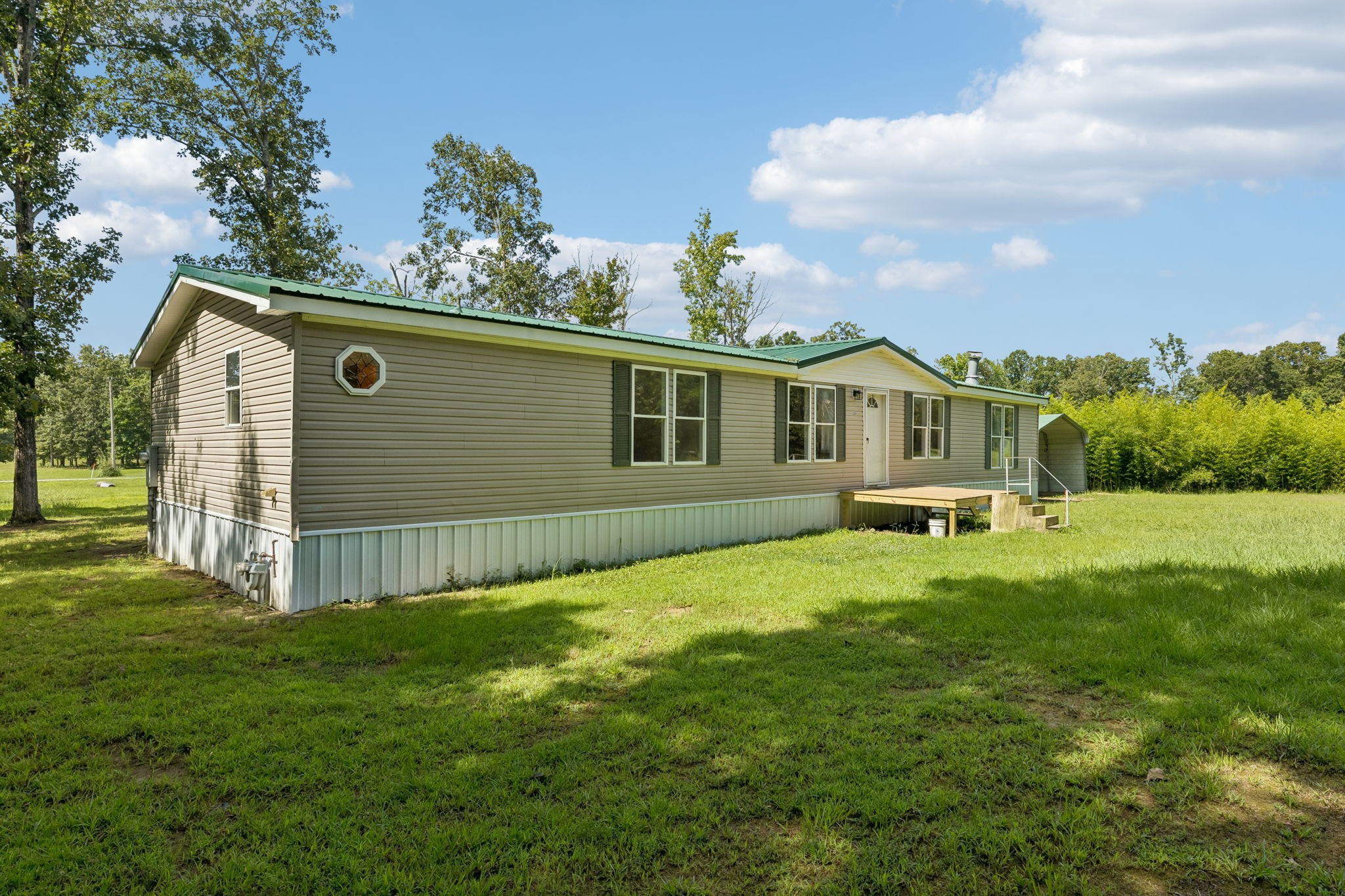 286 Henderson Rd