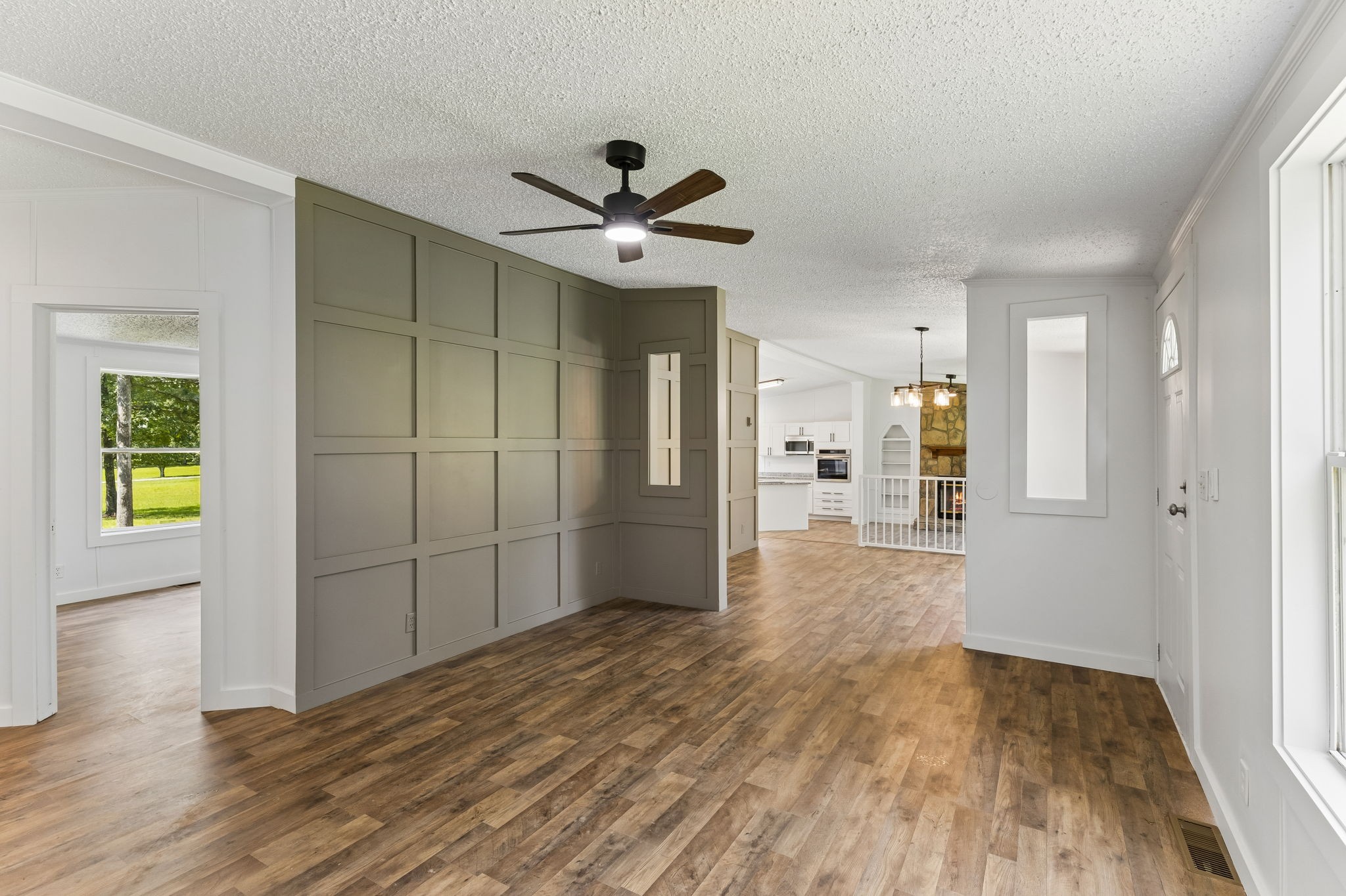 286 Henderson Rd