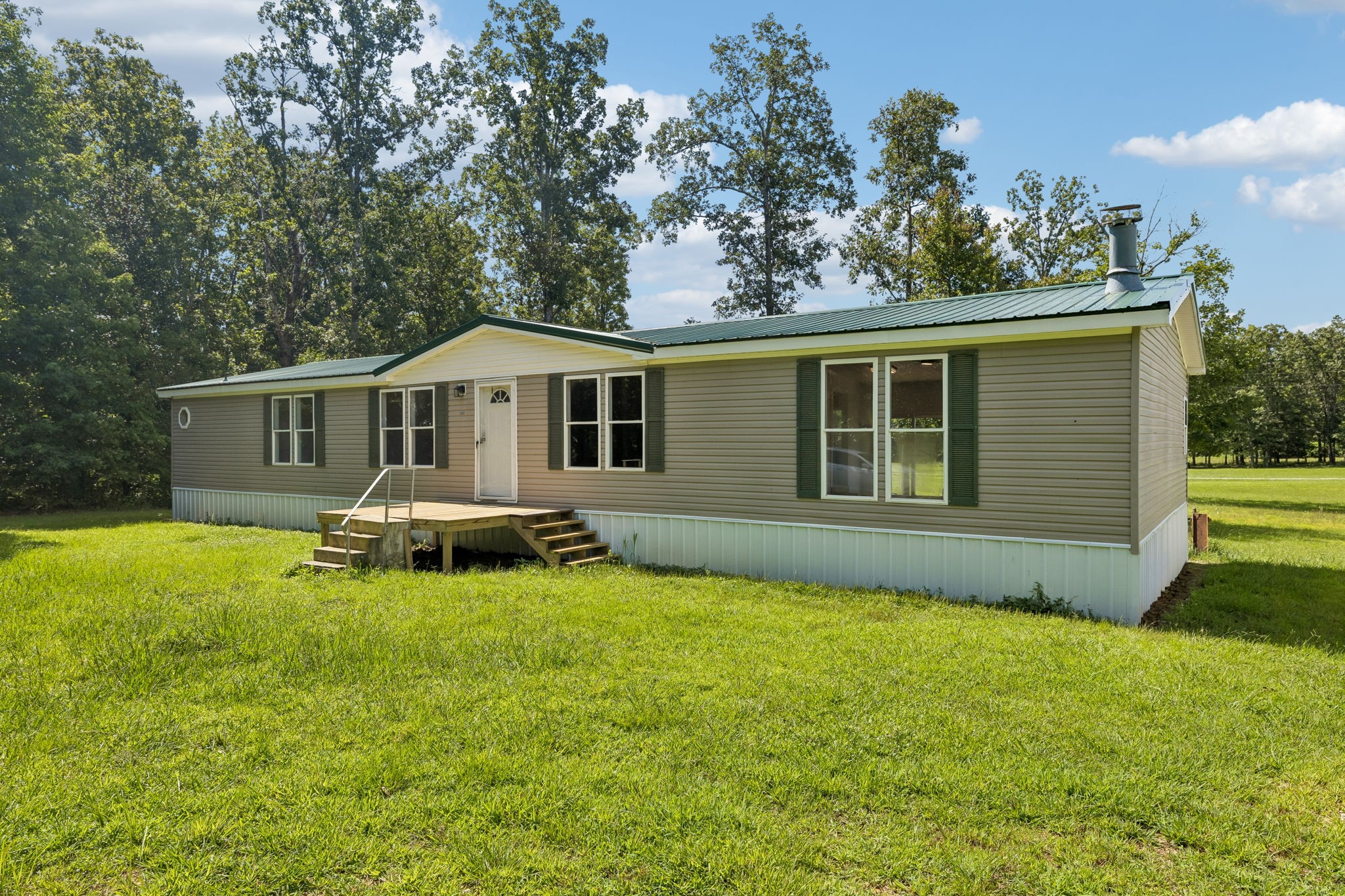 286 Henderson Rd