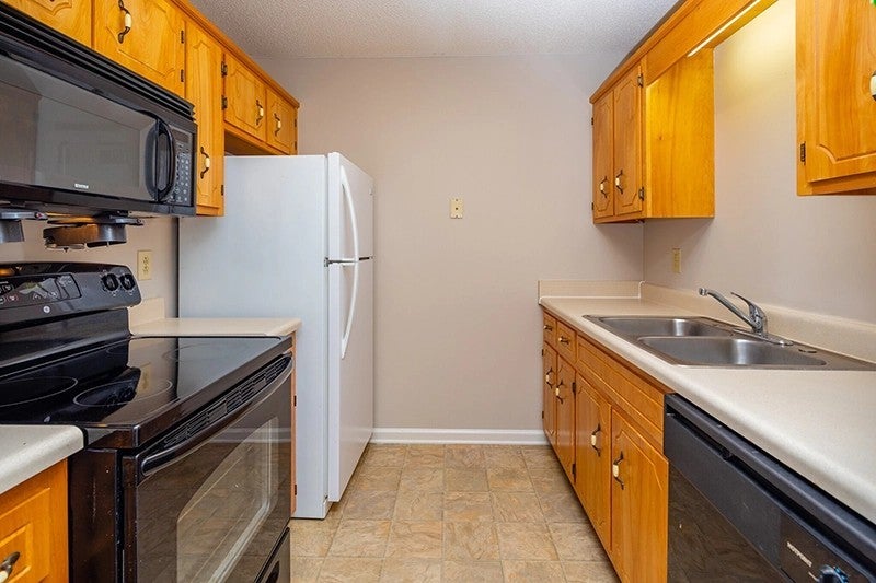1638 Hugh Hunter Rd