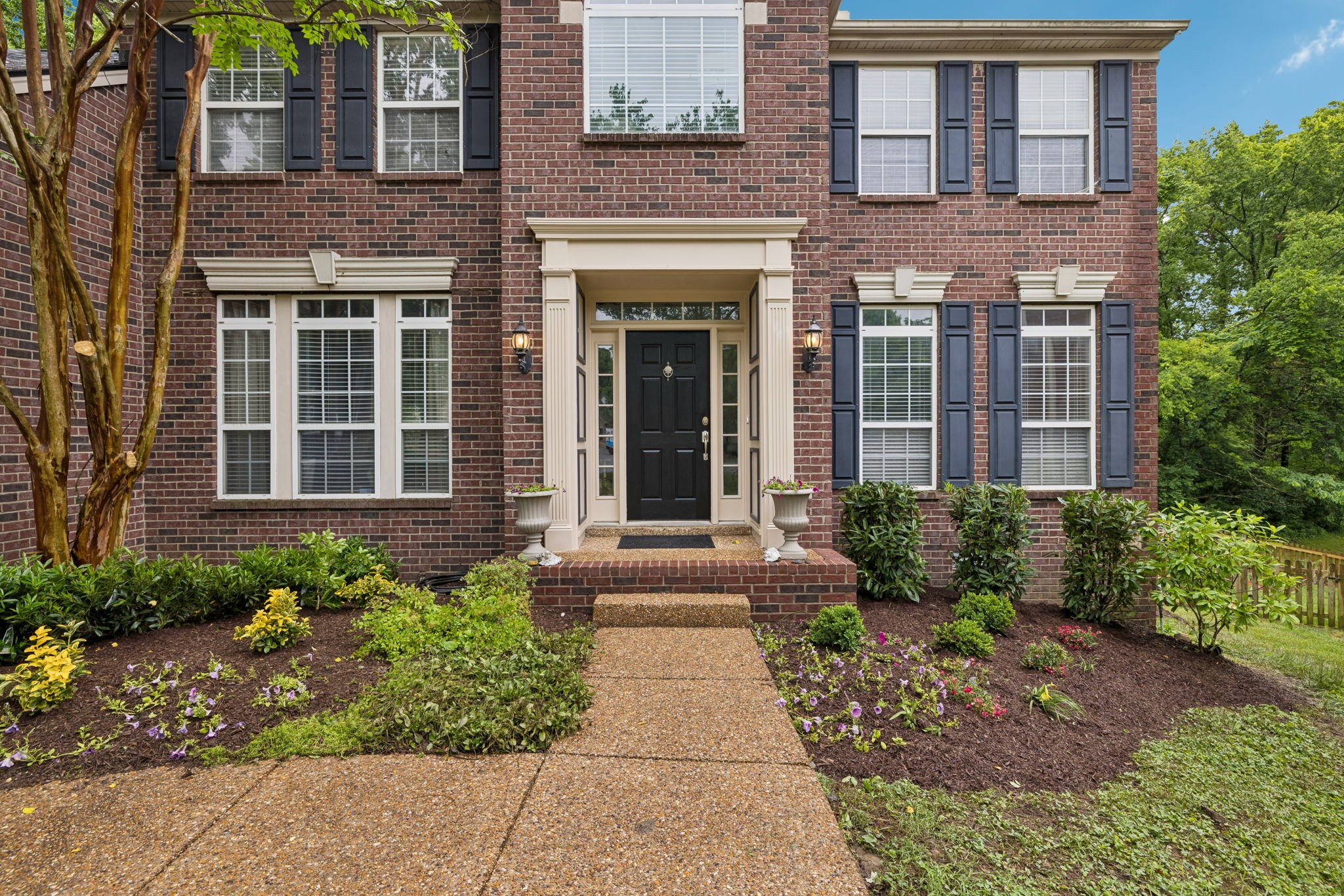 813 Glenavon Ct
