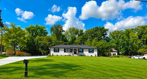 Photo of 1870 Powell Rd, Clarksville, TN 37043 (MLS # 3610077)