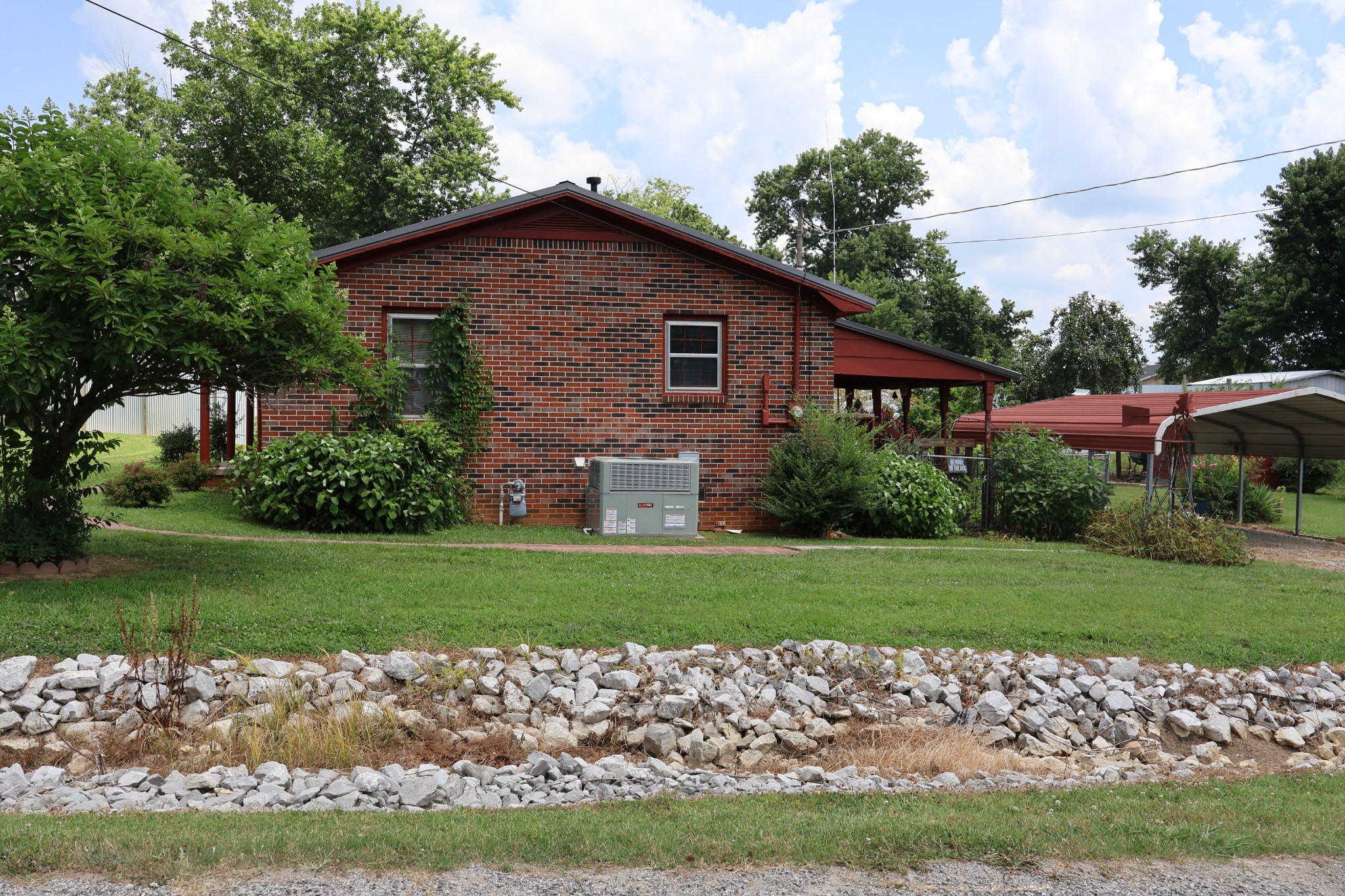 261 Circle Hill Dr
